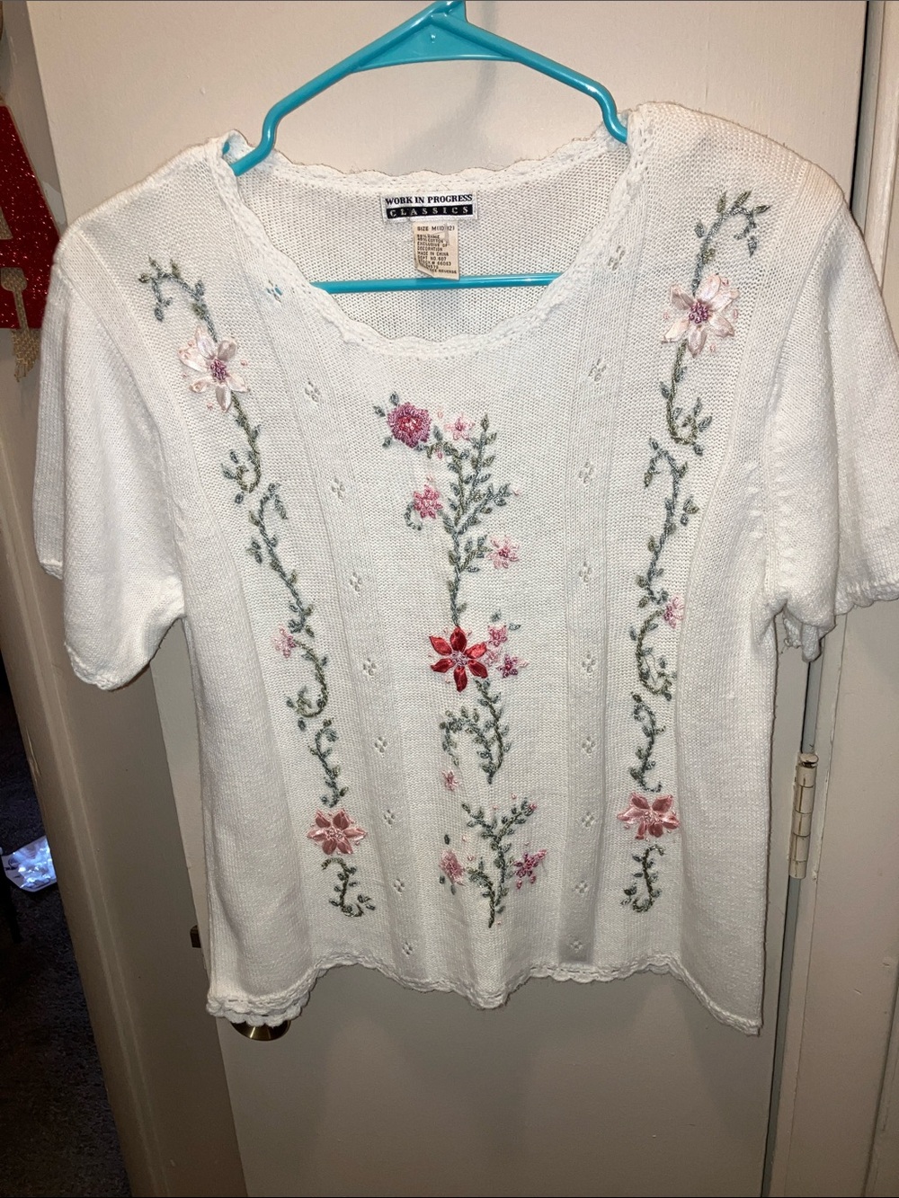 Work In Progress Vintage White Floral Embroidered Short-Sleeve Knit Sweater M